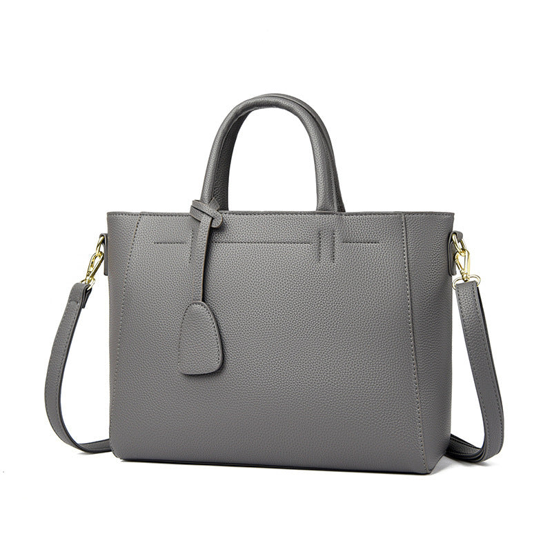 Everyday Luxury Tote – Soft Leather Shoulder & Crossbody Bliss